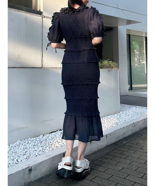 dazzlin（ダズリン）の「ベビーフリルシャーリングワンピース（ワンピース・レディース・ピンク/ネイビー/オフホワイト・SMALL/MEDIUM）」の12枚目の写真