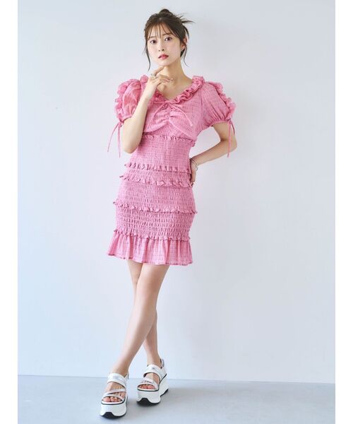 dazzlin（ダズリン）の「ベビーフリルシャーリングワンピース（ワンピース・レディース・ピンク/ネイビー/オフホワイト・SMALL/MEDIUM）」の7枚目の写真