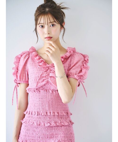 dazzlin（ダズリン）の「ベビーフリルシャーリングワンピース（ワンピース・レディース・ピンク/ネイビー/オフホワイト・SMALL/MEDIUM）」の9枚目の写真