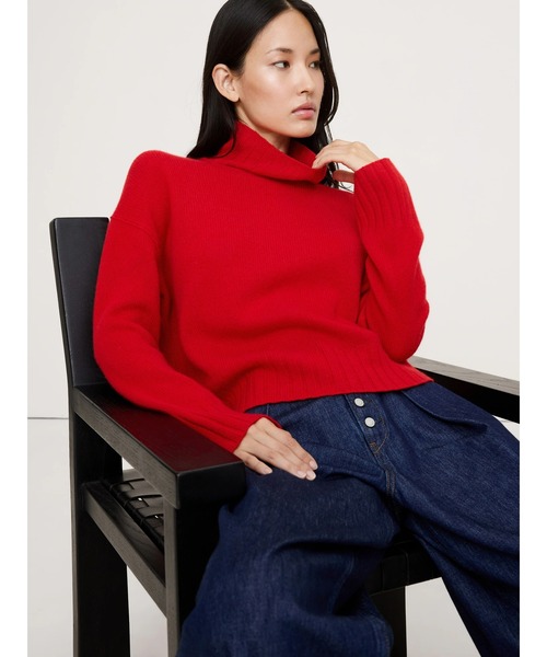 オーバーサイズ ミッドウェイト カシミヤ タートルネックセーター