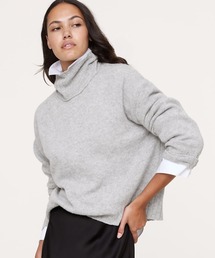 Banana Republic（バナナリパブリック）の「オーバーサイズ ミッドウェイト カシミヤ タートルネックセーター（ニット/セーター）」