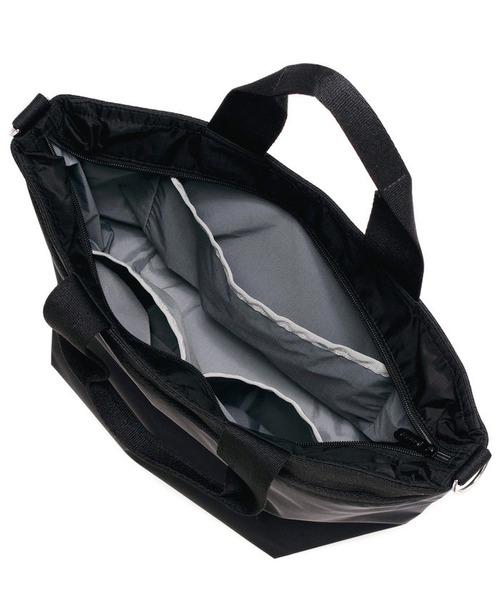 LeSportsac(レスポートサック)の「BUCKET TOTE 【日本限定】リサイクルドブラックJP(トートバッグ・レディース・ブラック・FREE)」の3枚目の写真