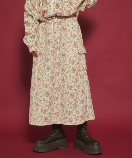 WC（ダブル シー）の「リトルフラワーカーゴロングスカート（スカート・レディース・アイボリー/ピンク・FREE）」の14枚目の写真