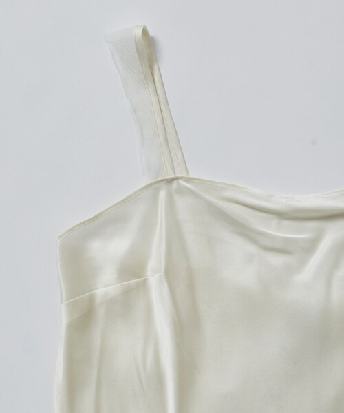 Firsthand（ファーストハンド）の「The Garment/ザ ガーメント Catania Top / 20532（キャミソール・レディース・オリーブ/オフホワイト・6）」の8枚目の写真
