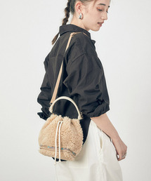 LeSportsac（レスポートサック）の「SM DRAWSTRING BAG ファーストウォームベージュファー（ショルダーバッグ）」