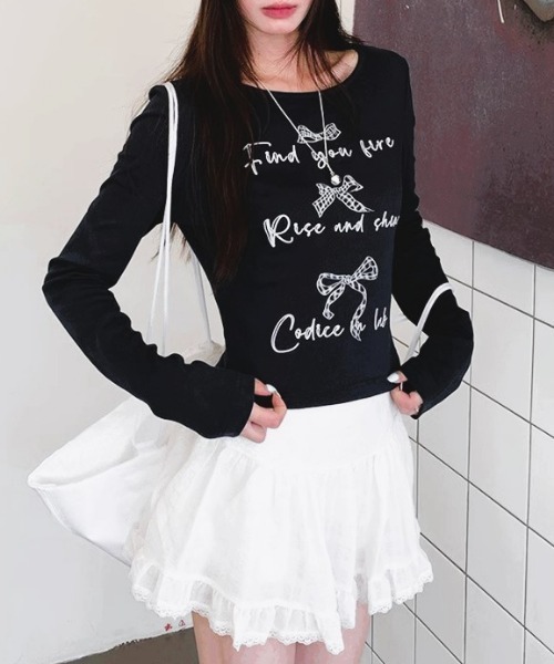Vipoa(ヴィポア)の「リボンプリントカットソー(Tシャツ/カットソー・レディース・ブラック/ホワイト・FREE)」の7枚目の写真