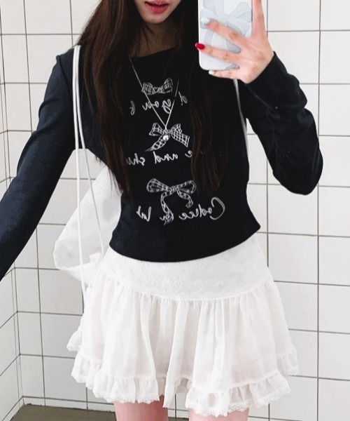 Vipoa(ヴィポア)の「リボンプリントカットソー(Tシャツ/カットソー・レディース・ブラック/ホワイト・FREE)」の8枚目の写真