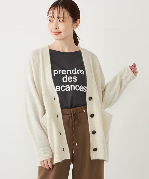 SHIPS Colors(シップス カラーズ)の「SHIPS Colors:フォックス アンゴラ ミックス Vネック カーディガン(カーディガン/ボレロ・レディース・ダークグレー/ライトグリーン/ナチュラル/ピンク・ONE SIZE)」の14枚目の写真