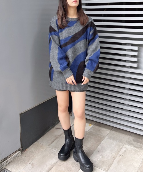 INGNI(イング)の「3色マーブル柄シャギーニットプルオーバー(ニット/セーター・レディース・グリーン/ブラック×ホワイト/グレー系4/ブラック系その他・M)」の20枚目の写真