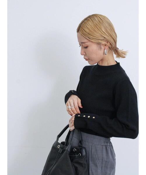 Samansa Mos2 blue（サマンサモスモスブルー）の「【Hug Knit】リブハイネックプルオーバー（ニット/セーター・レディース・オレンジ/キナリ/ブラック/グリーン/トップグレー・F）」の9枚目の写真