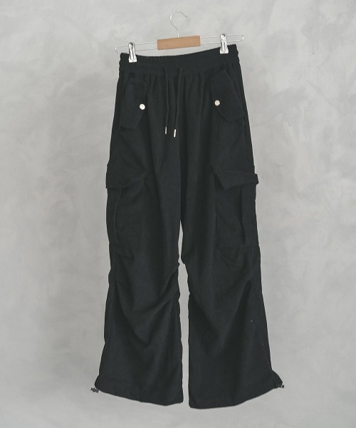 セール】knee tuck corduroy cargo pants / ニータック
