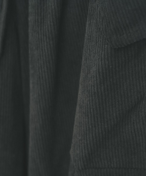 Shoowtime（ショウタイム）の「knee tuck corduroy cargo pants / ニータックコーデュロイカーゴパンツ（カーゴパンツ・メンズ・グレー/ブラック・X-LARGE/LARGE/MEDIUM）」の19枚目の写真