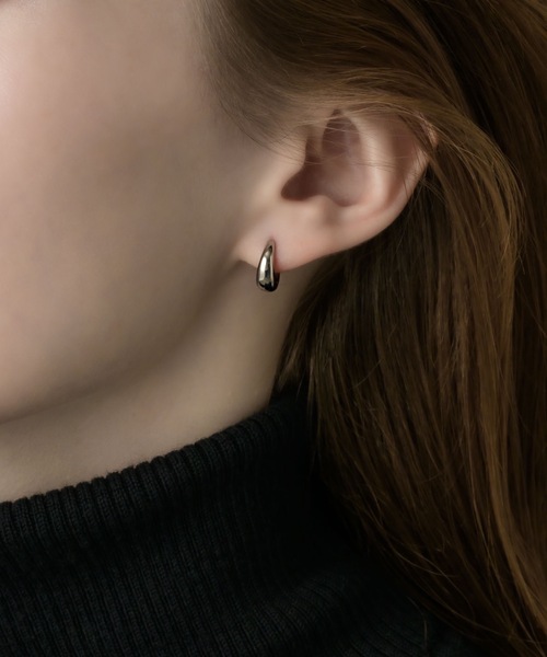 muku（ムク）の「PIERCE/DROP HOOP（ピアス（両耳用）・レディース・ゴールド/シルバー・FREE）」の4枚目の写真