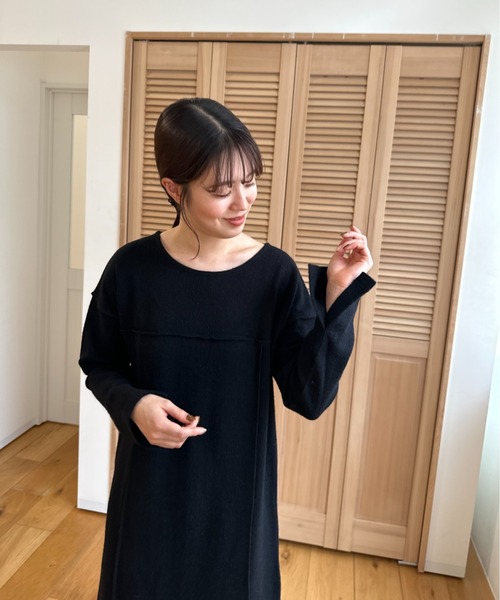 Amiur(エミレ)の「round neck relax touch ops / ラウンドネックリラックスタッチワンピース(ワンピース・レディース・ブラック/アイボリー/ベージュ・FREE)」の16枚目の写真