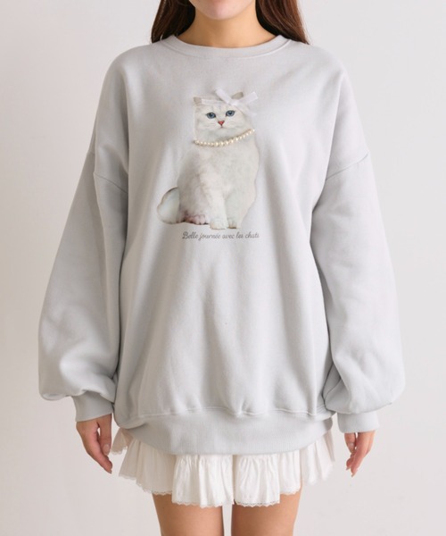 OLIVE des OLIVE（オリーブデオリーブ）の「【SNSで話題/裏起毛】おめかしネコスウェット（スウェット・レディース・オフホワイト/サックスブルー/スミクロ/ピンク・FREE）」の5枚目の写真
