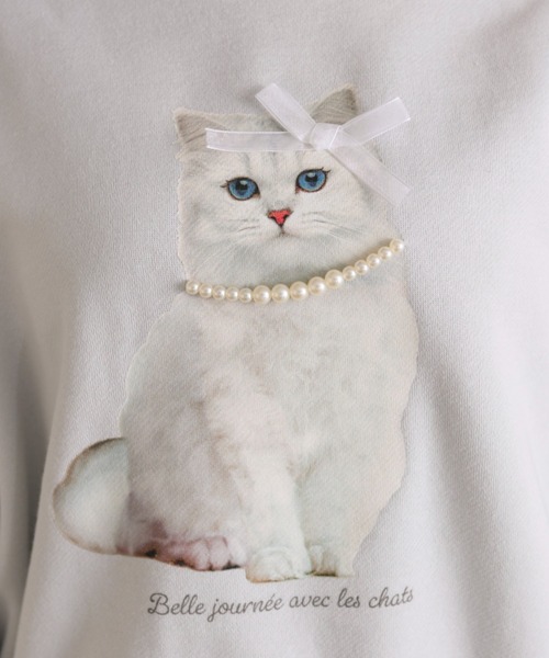 OLIVE des OLIVE（オリーブデオリーブ）の「【SNSで話題/裏起毛】おめかしネコスウェット（スウェット・レディース・オフホワイト/サックスブルー/スミクロ/ピンク・FREE）」の8枚目の写真