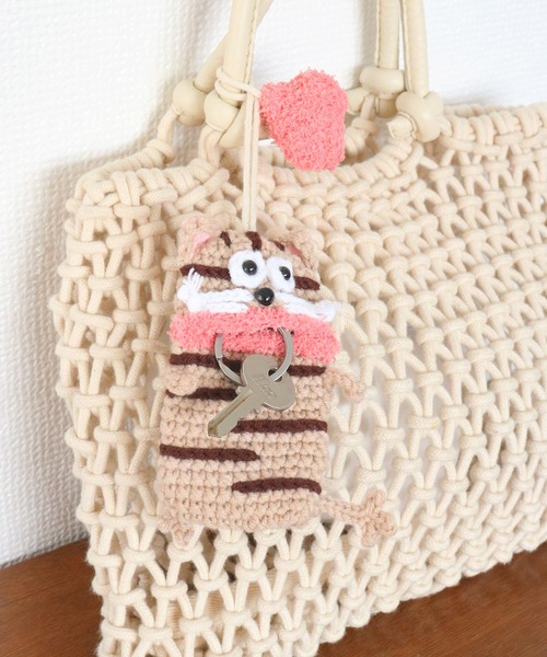 macaroni edge（マカロニエッジ）の「〈macaroni edge/マカロニエッジ〉毛糸のマスコット キーケース ネコ（キーケース/キーアクセサリー・レディース・ブラウン/グレー/ブラック・ONE SIZE）」の11枚目の写真