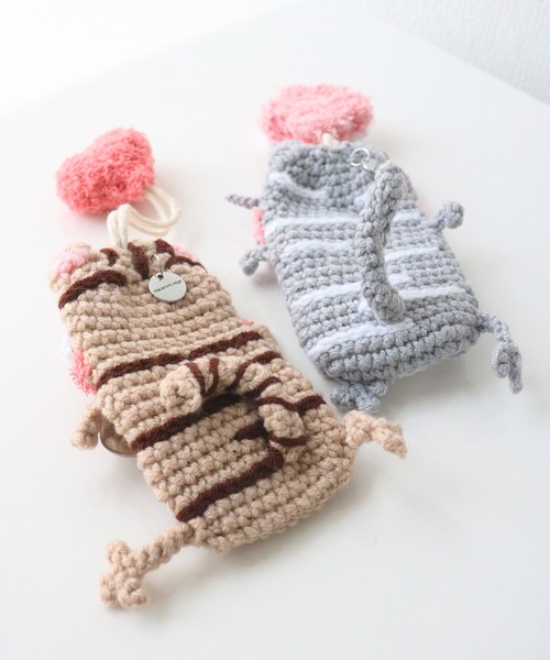 macaroni edge（マカロニエッジ）の「〈macaroni edge/マカロニエッジ〉毛糸のマスコット キーケース ネコ（キーケース/キーアクセサリー・レディース・ブラウン/グレー/ブラック・ONE SIZE）」の6枚目の写真