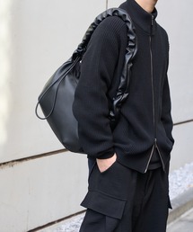 CITY TOKYO | 【ユニセックスアイテム】シュリンクレザー ショルダーバッグ(ショルダーバッグ)