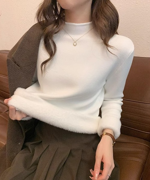 aimoha(アイモハ)の「裏起毛モックネックトップス(Tシャツ/カットソー・レディース・ブラック/ライトグレー/ベージュ/ホワイト/グリーン/ライトベージュ・FREE)」の13枚目の写真