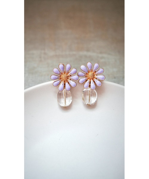 tone（トーン）の「【Agaro】No.263p　フラワー　天然石　ピアスアレルギー対応　サージカルステンレス(MA)（ピアス（両耳用）・レディース・その他3/イエロー/ブラック/グリーン/その他5/その他6/その他2/ブラウン/その他7/その他8/その他9/その他10/その他11・FREE）」の5枚目の写真