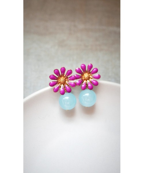 tone（トーン）の「【Agaro】No.263p　フラワー　天然石　ピアスアレルギー対応　サージカルステンレス(MA)（ピアス（両耳用）・レディース・その他3/イエロー/ブラック/グリーン/その他5/その他6/その他2/ブラウン/その他7/その他8/その他9/その他10/その他11・FREE）」の7枚目の写真