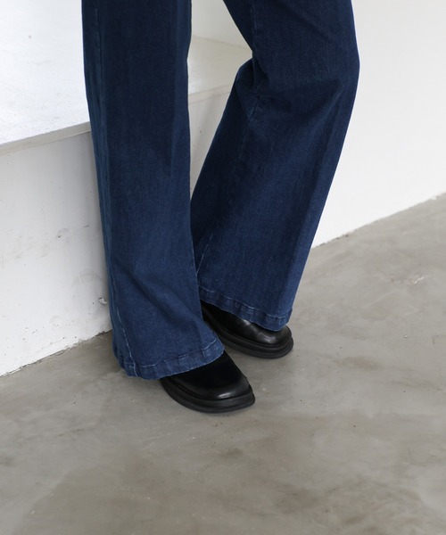 select MOCA Et(セレクトモカエト)の「【Et】Semi-Flared Denim Pants(デニムパンツ・レディース・ブラック/インディゴブルー・LARGE/MEDIUM)」の19枚目の写真