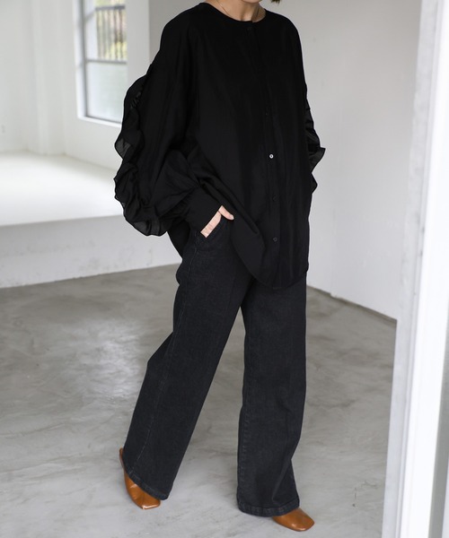 select MOCA Et(セレクトモカエト)の「【Et】Semi-Flared Denim Pants(デニムパンツ・レディース・ブラック/インディゴブルー・LARGE/MEDIUM)」の4枚目の写真