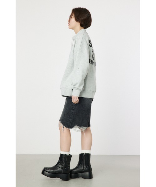 RODEO CROWNS WIDE BOWL(ロデオクラウンズワイドボウル)の「ダメージDENIM バミューダパンツ(デニムパンツ・レディース・ブラック/ブルー・SMALL/MEDIUM)」の8枚目の写真
