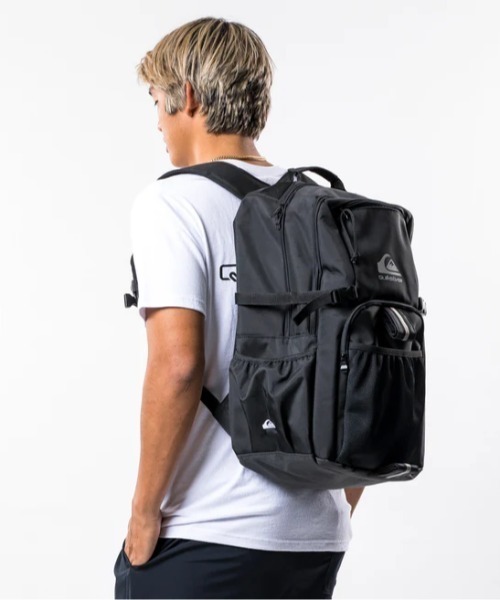 Quiksilver(クイックシルバー)の「HARD CANVAS BY THE S /クイックシルバーロゴバックパック・リュック(バックパック/リュック・メンズ・ブラック・FREE)」の10枚目の写真