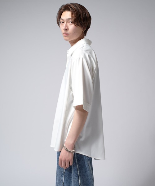 Lui's（ルイス）の「バンブーレーヨンエアリーシャツ（シャツ/ブラウス・メンズ・チャコールグレー/ブラック/ホワイト・FREE）」の6枚目の写真