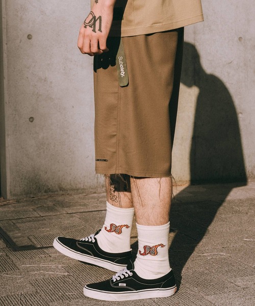 Subciety（サブサエティ）の「Wool trouser shorts（スラックス・メンズ・ブラック/ベージュ・MEDIUM/SMALL/X-LARGE/LARGE）」の7枚目の写真