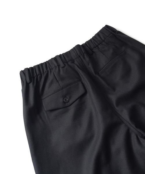 Subciety（サブサエティ）の「Wool trouser shorts（スラックス・メンズ・ブラック/ベージュ・MEDIUM/SMALL/X-LARGE/LARGE）」の3枚目の写真