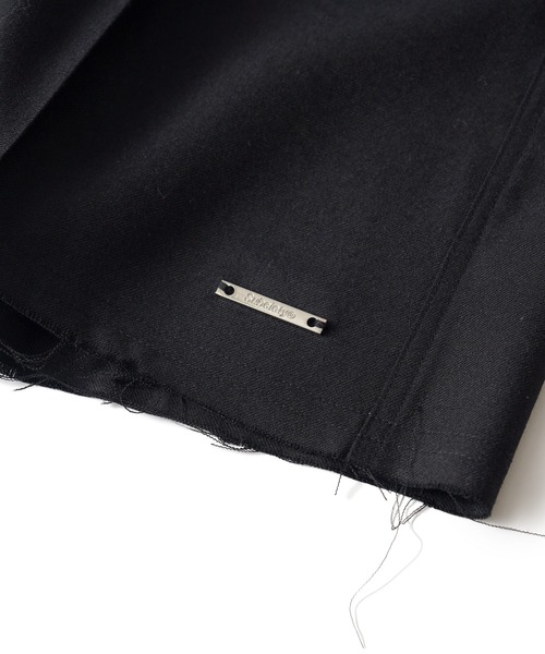 Subciety（サブサエティ）の「Wool trouser shorts（スラックス・メンズ・ブラック/ベージュ・MEDIUM/SMALL/X-LARGE/LARGE）」の5枚目の写真