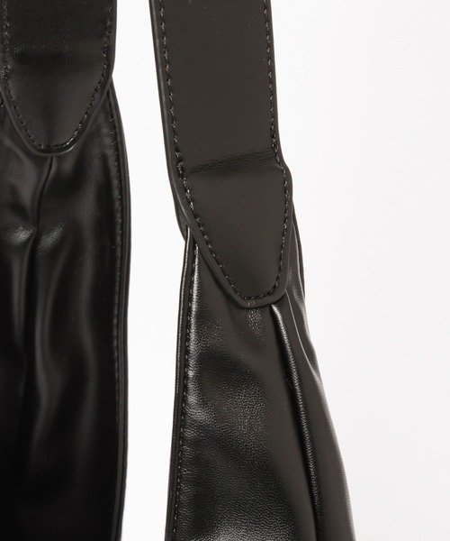 FOREVER 21(フォーエバー トゥエンティーワン)の「【2025SS】ローズモチーフバック(ショルダーバッグ・レディース・ブラック/ブルー・FREE)」の13枚目の写真
