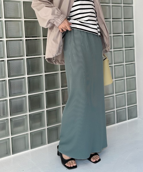 Doux archives（ドゥアルシーヴ）の「リブロングタイトスカート（スカート・レディース・ブラック/アイボリー/グリーン/モカ/キャメル/ブラウン/チャコールグレー・38/36）」の6枚目の写真