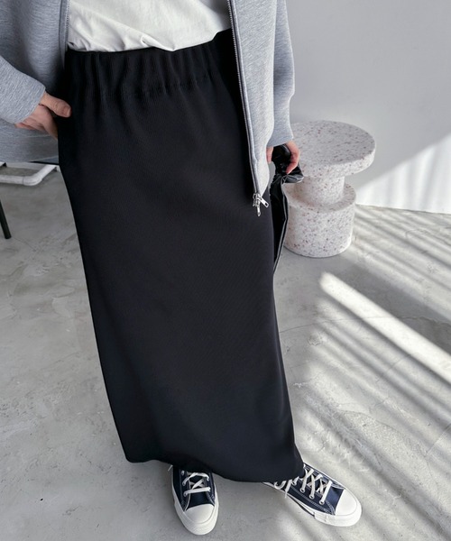 Doux archives（ドゥアルシーヴ）の「リブロングタイトスカート（スカート・レディース・ブラック/アイボリー/グリーン/モカ/キャメル/ブラウン/チャコールグレー・38/36）」の10枚目の写真