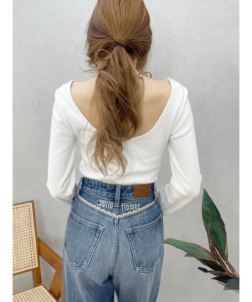 EVRIS(エヴリス)の「【WEB限定】バックオープンリブトップス(Tシャツ/カットソー・レディース・ホワイト/ブラック/ピンク/モカ・FREE)」の22枚目の写真