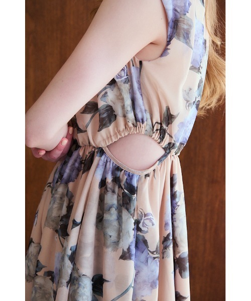 Estella.K(エステラケー)の「Ravello Print Long Dress カットアウトプリントドレス(ワンピース・レディース・ブラック系その他/ベージュ系その他・FREE)」の15枚目の写真