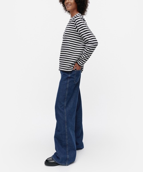 marimekko（マリメッコ）の「Tasaraita  / unisex shirt（Tシャツ/カットソー・レディース・ブラック・X-SMALL/SMALL/MEDIUM/LARGE/X-LARGE）」の2枚目の写真