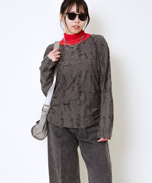 GORGE(ゴージ)の「脇ドロストダメージトップス(Tシャツ/カットソー・レディース・ブラウン/チャコール・F)」の3枚目の写真
