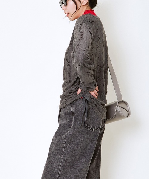 GORGE(ゴージ)の「脇ドロストダメージトップス(Tシャツ/カットソー・レディース・ブラウン/チャコール・F)」の4枚目の写真