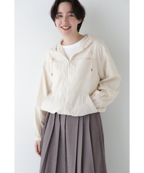 human woman（ヒューマンウーマン）の「◆コットンナイロンタイプライターシアーフーディーブルゾン（ブルゾン・レディース・ホワイト系その他/ホワイト・MEDIUM）」の4枚目の写真