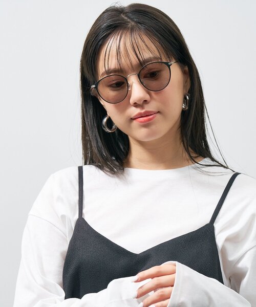 UNITED ARROWS（ユナイテッドアローズ）の「ボストン型 サングラス｜彫金｜ゴールド｜カラーレンズ｜メタル｜UVカット｜紫外線対策｜ユナイテッドアローズ｜Zoff｜UNITED ARROWS（サングラス・レディース・ブラウン系その他/ブラック系その他6/ブラウン/ネイビー・FREE）」の11枚目の写真