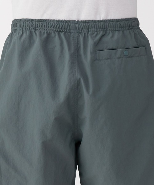無印良品(ムジルシリョウヒン)の「紳士 撥水ナイロンポケッタブルショートパンツ(その他パンツ・メンズ・カーキ系/グレー系/ブラウン/ブラック・L/M/S/XL)」の19枚目の写真