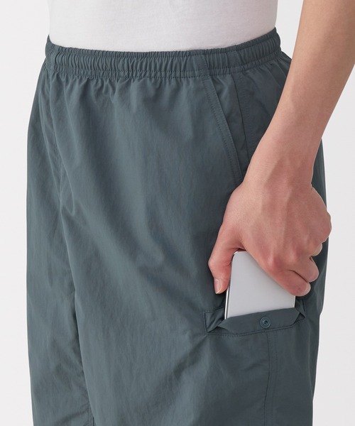 無印良品(ムジルシリョウヒン)の「紳士 撥水ナイロンポケッタブルショートパンツ(その他パンツ・メンズ・カーキ系/グレー系/ブラウン/ブラック・L/M/S/XL)」の20枚目の写真