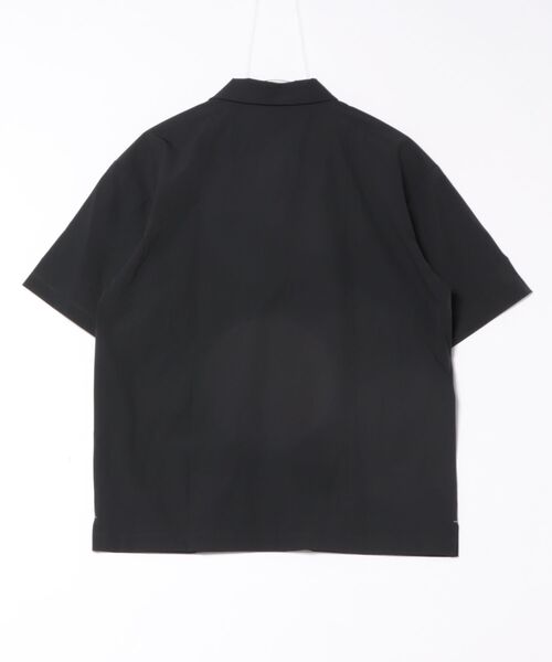 m.f.editorial（エムエフエディトリアル）の「【ストレッチ 防シワ】m.f.エディトリアル メンズ circle motion NPU ポロシャツ(セットアップ可能)（ポロシャツ・メンズ・ベージュ/ブラック・MEDIUM/X-LARGE/LARGE）」の3枚目の写真