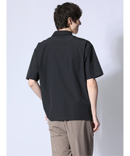 m.f.editorial（エムエフエディトリアル）の「【ストレッチ 防シワ】m.f.エディトリアル メンズ circle motion NPU ポロシャツ(セットアップ可能)（ポロシャツ・メンズ・ベージュ/ブラック・MEDIUM/X-LARGE/LARGE）」の5枚目の写真