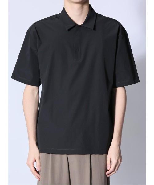 m.f.editorial（エムエフエディトリアル）の「【ストレッチ 防シワ】m.f.エディトリアル メンズ circle motion NPU ポロシャツ(セットアップ可能)（ポロシャツ・メンズ・ベージュ/ブラック・MEDIUM/X-LARGE/LARGE）」の8枚目の写真