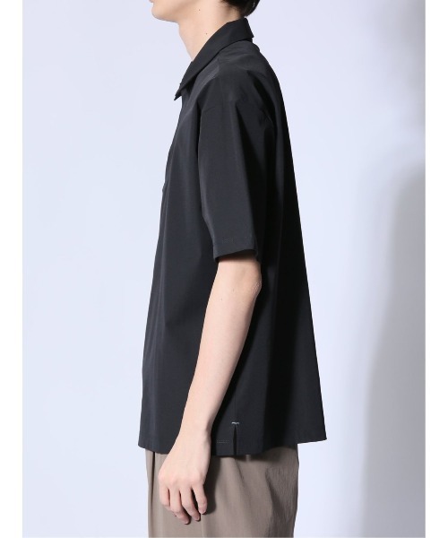 m.f.editorial（エムエフエディトリアル）の「【ストレッチ 防シワ】m.f.エディトリアル メンズ circle motion NPU ポロシャツ(セットアップ可能)（ポロシャツ・メンズ・ベージュ/ブラック・MEDIUM/X-LARGE/LARGE）」の9枚目の写真